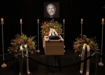 Bizarre taferelen in De La Mar: ‘Prachtig eerbetoon’