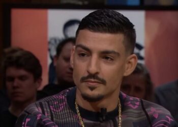 Boef reageert boos op vastenkritiek: “Zijn jullie ezels?!”