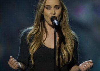 Anouk komt met onthulling die niemand zag aankomen