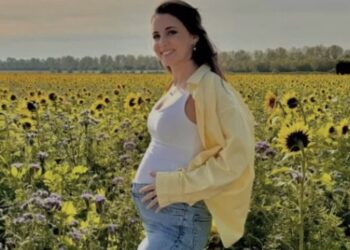 Zangeres Karsu deelt prachtig nieuws op Instagram