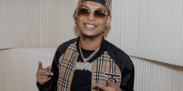 Ronnie Flex blikt terug en doet opvallende onthulling