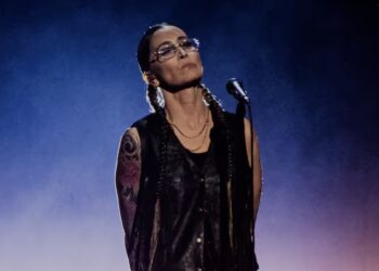 Onthuld: Dit zou de reden zijn dat Anouk werd geweerd