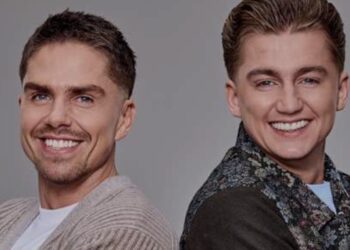 Mart Hoogkamer volledig in tranen en van slag: ‘Heel heftig’