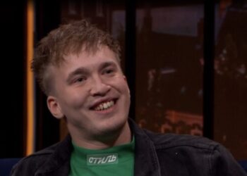 Nederlandse rapper hekelt negativiteit op socials