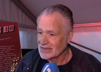 Dit doet George Baker van schrik na bizarre TikTok-hype