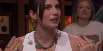 Maan verrast iedereen met compleet gestoorde bijbaan