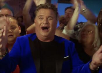 Wolter Kroes bezwijkt tijdens show: ‘Teveel emoties’