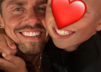 André Hazes deelt emotioneel bericht over vakantietrip