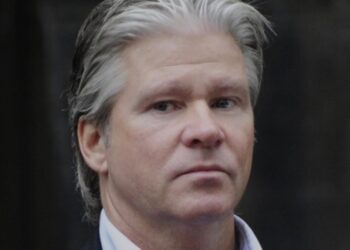 Dries Roelvink getroffen door tragisch verlies (48)