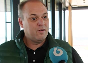 Frans Bauer kan zijn tranen niet bedwingen:’Fantastisch’