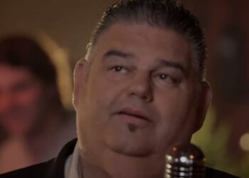 Django Wagner maakt angstige minuten mee. “geluk gehad”