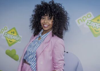 Wat speelt er écht rond Fenna Ramos bij AVROTROS?