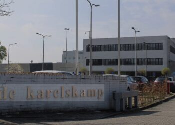 Deze zanger heeft opgetreden in de gevangenis: dit is wat er gebeurde