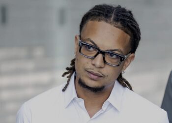 Ronnie Flex staat stil bij dramatisch overlijden legende