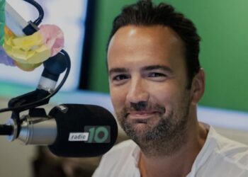 Gerard Ekdom breekt live op radio: ‘Niet normaal dit!’