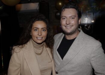 Tino Martin dolblij met geslacht van hun baby: ‘Intens gelukkig’