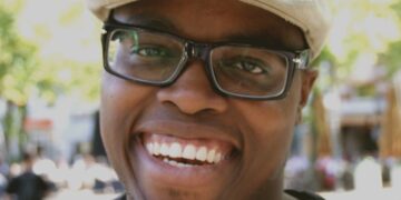 Jandino gooit het roer volledig om: ‘Dit had niemand verwacht’