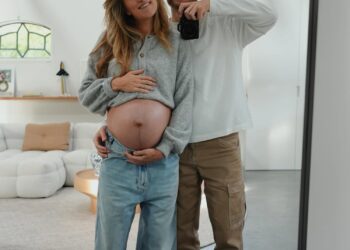 Suzan straalt op foto: “Er gebeurt iets moois”