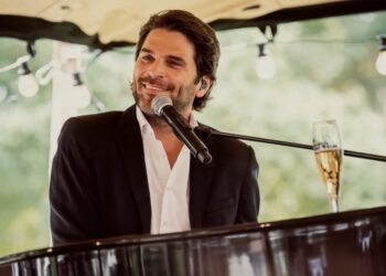 Bijzondere onthulling van Snelle en Xander de Buisonjé