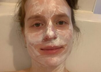 Zangeres Merol zorgt voor opschudding met gedurfde foto