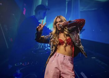 Roxy Dekker gooit hoge ogen: ‘Ik dacht, waarom ook niet?’