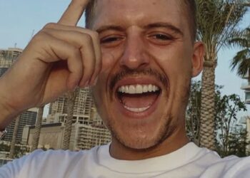 Jaimie Vaes doet emotionele onthulling over zorg van zoontje Lío