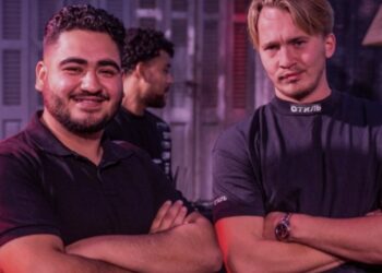 Nederlandse volkszanger (Turkse Hazes) gooit het roer om