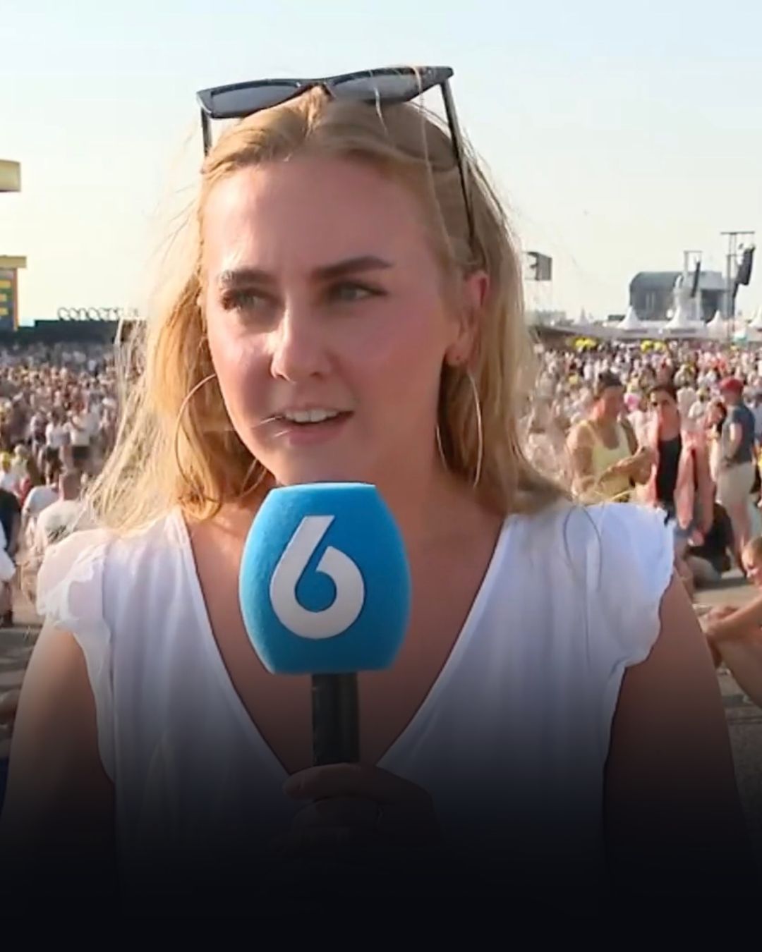Blikseminslag zorgt voor bizarre taferelen bij Concert at SEA