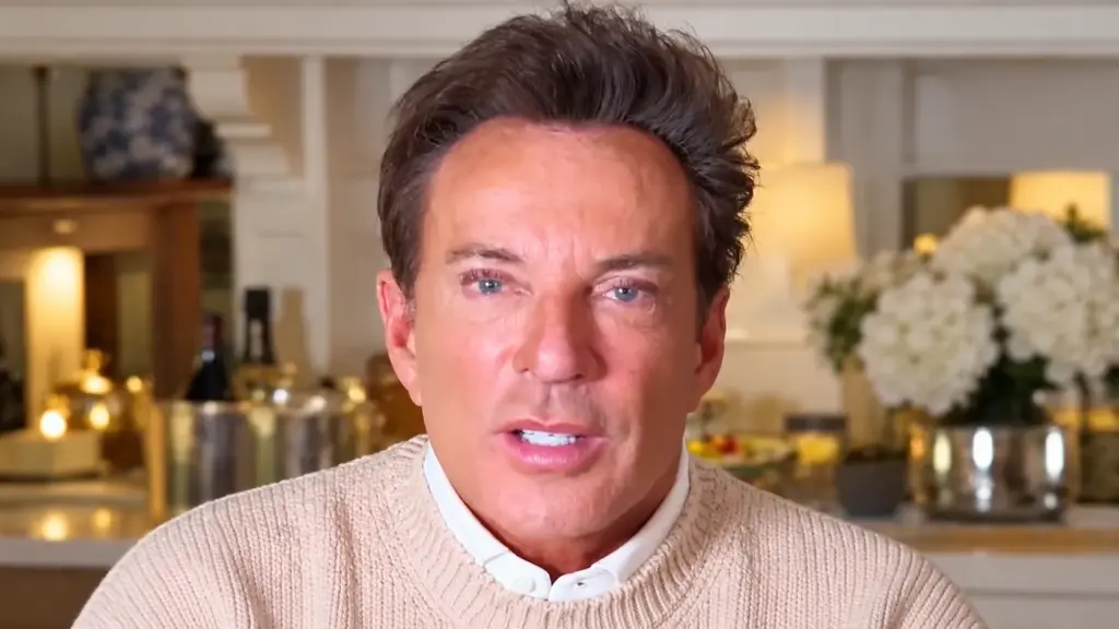 Gerard Joling zorgt voor complete verwarring met plotseling besluit: ‘Niet iedereen was op de hoogte’