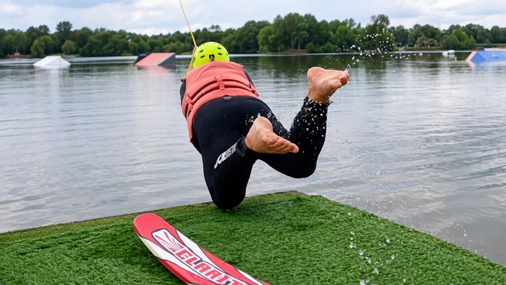 Grote schrik rond Frans Bauer als het plots misgaat op het water