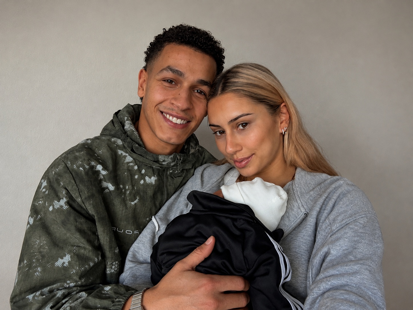 Geweldig baby nieuws voor Bilal Wahib & Sophie Keizer: Wat een prachtige plaatjes