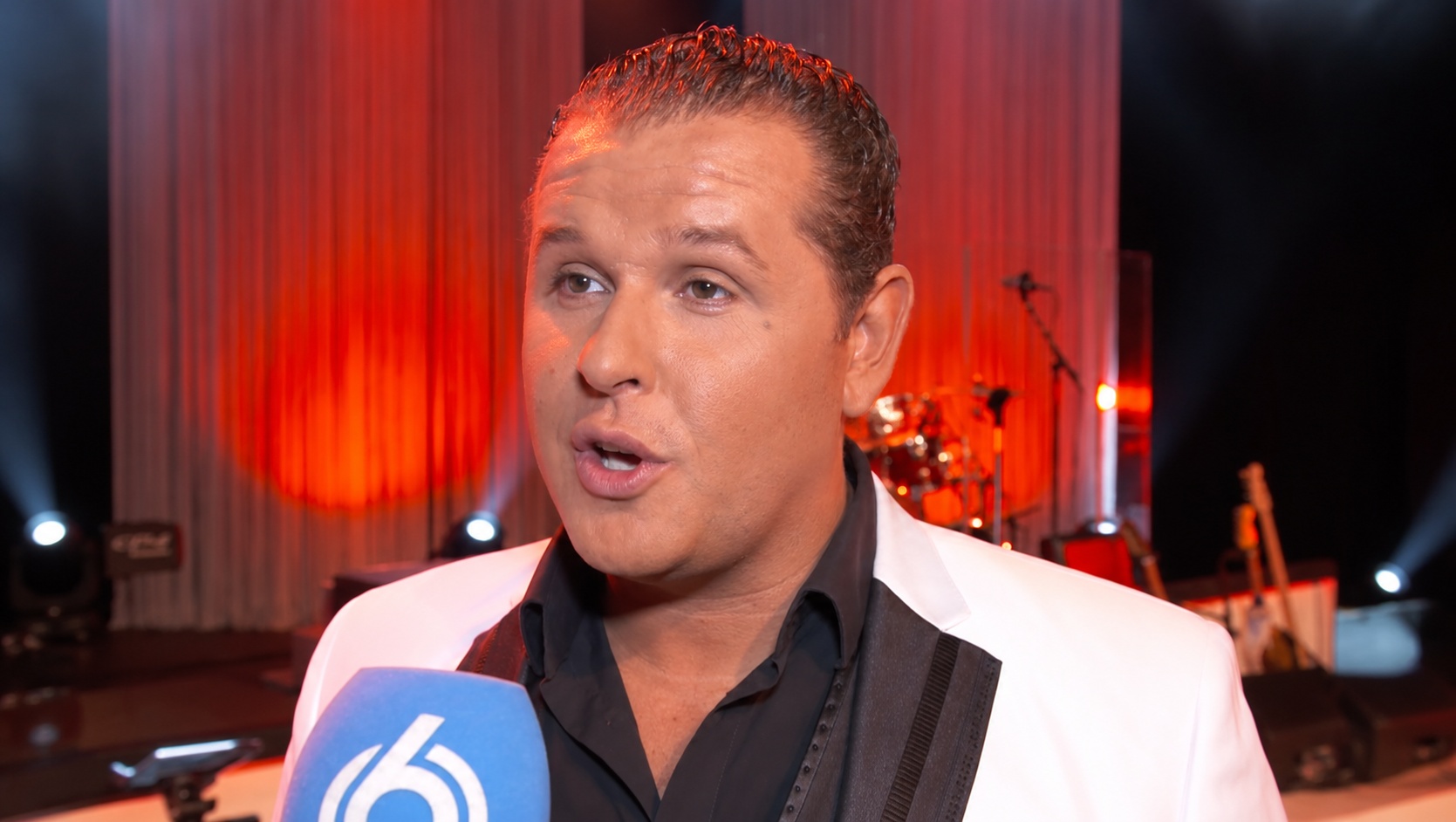 Enorme klap voor John West: ‘Dit is bijzonder pijnlijk’