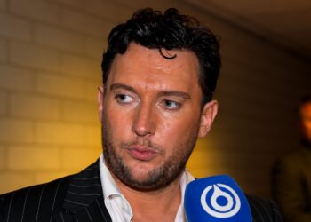 Tino Martin deelt hartverscheurende woorden op bijzonder pijnlijke dag: ‘Mis je’
